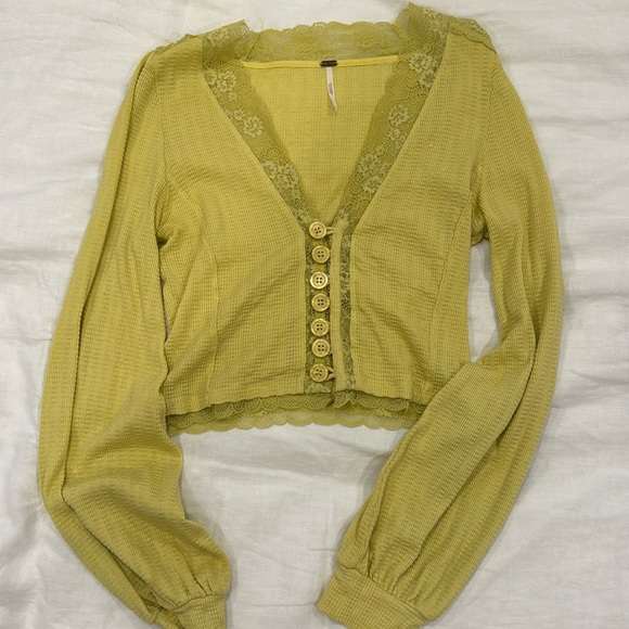 Free people cropped button up sweater - Picture 1 of 6